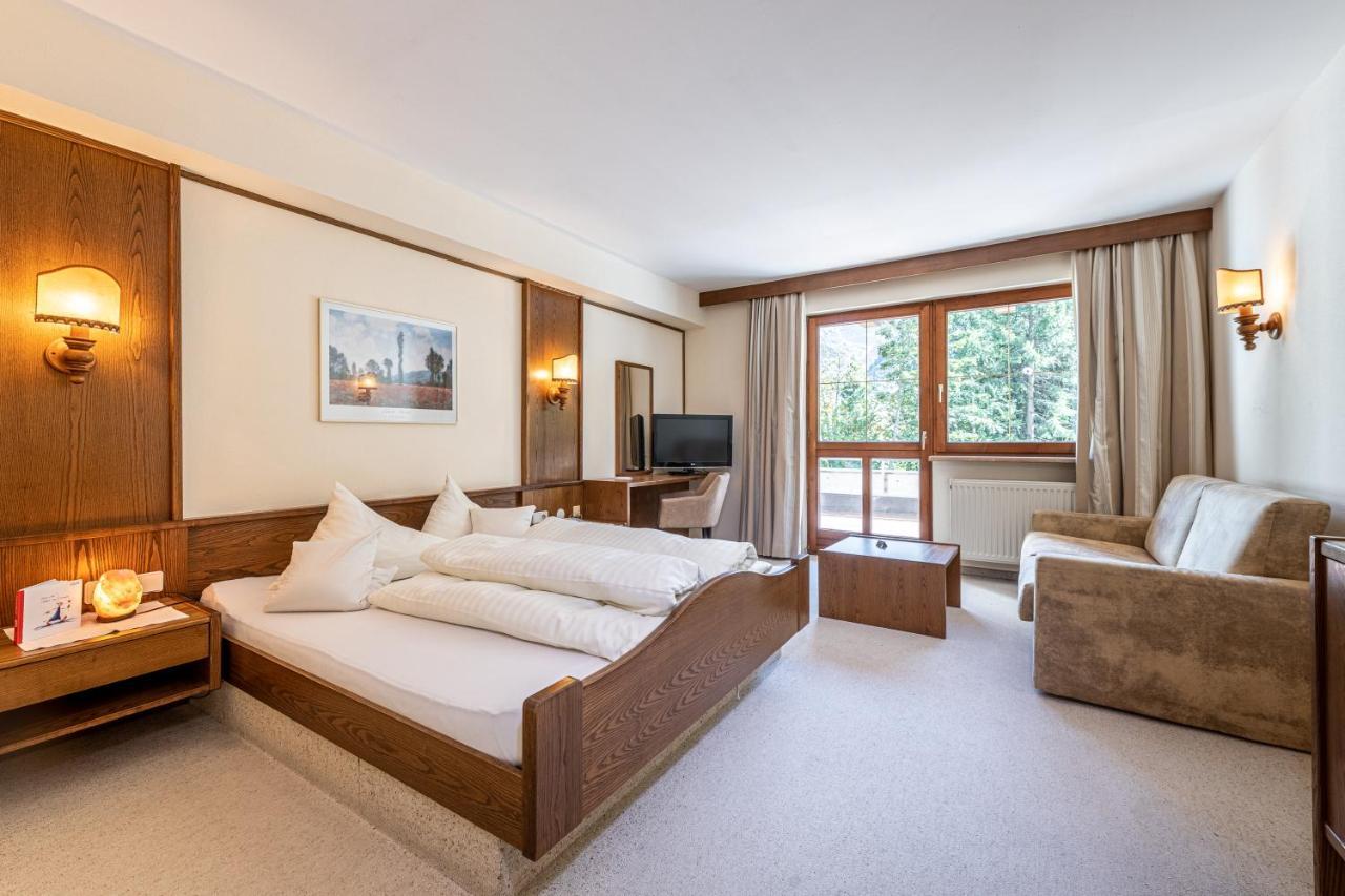 Hotel Gletscherblick Санкт Леонард им Пицтал Екстериор снимка
