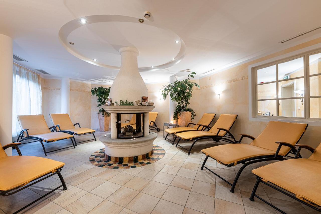 Hotel Gletscherblick Санкт Леонард им Пицтал Екстериор снимка