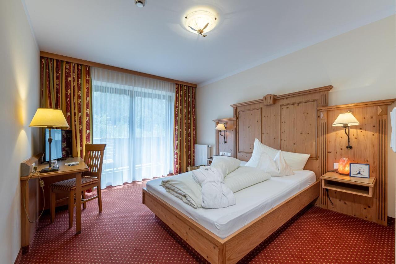 Hotel Gletscherblick Санкт Леонард им Пицтал Екстериор снимка